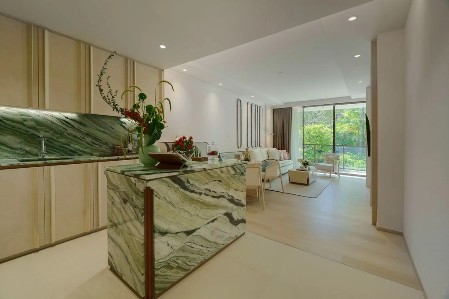 1-bedroom show suite, 67 m² — photographed on site · 3/12