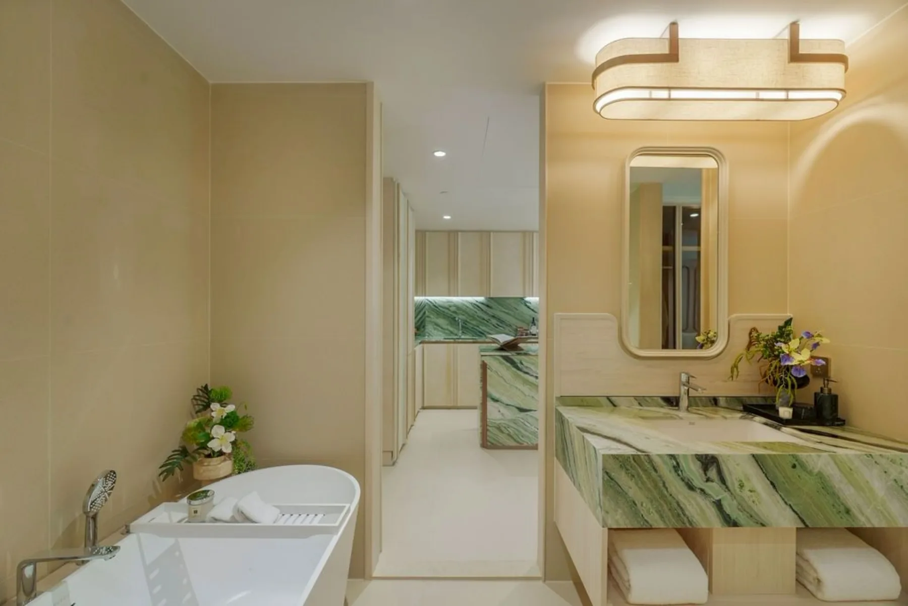 1-bedroom show suite, 67 m² — photographed on site · 5/12
