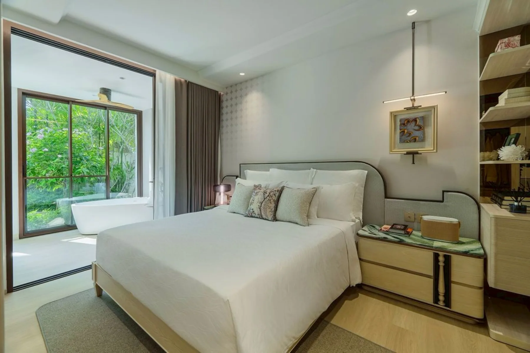 1-bedroom show suite, 67 m² — photographed on site · 9/12