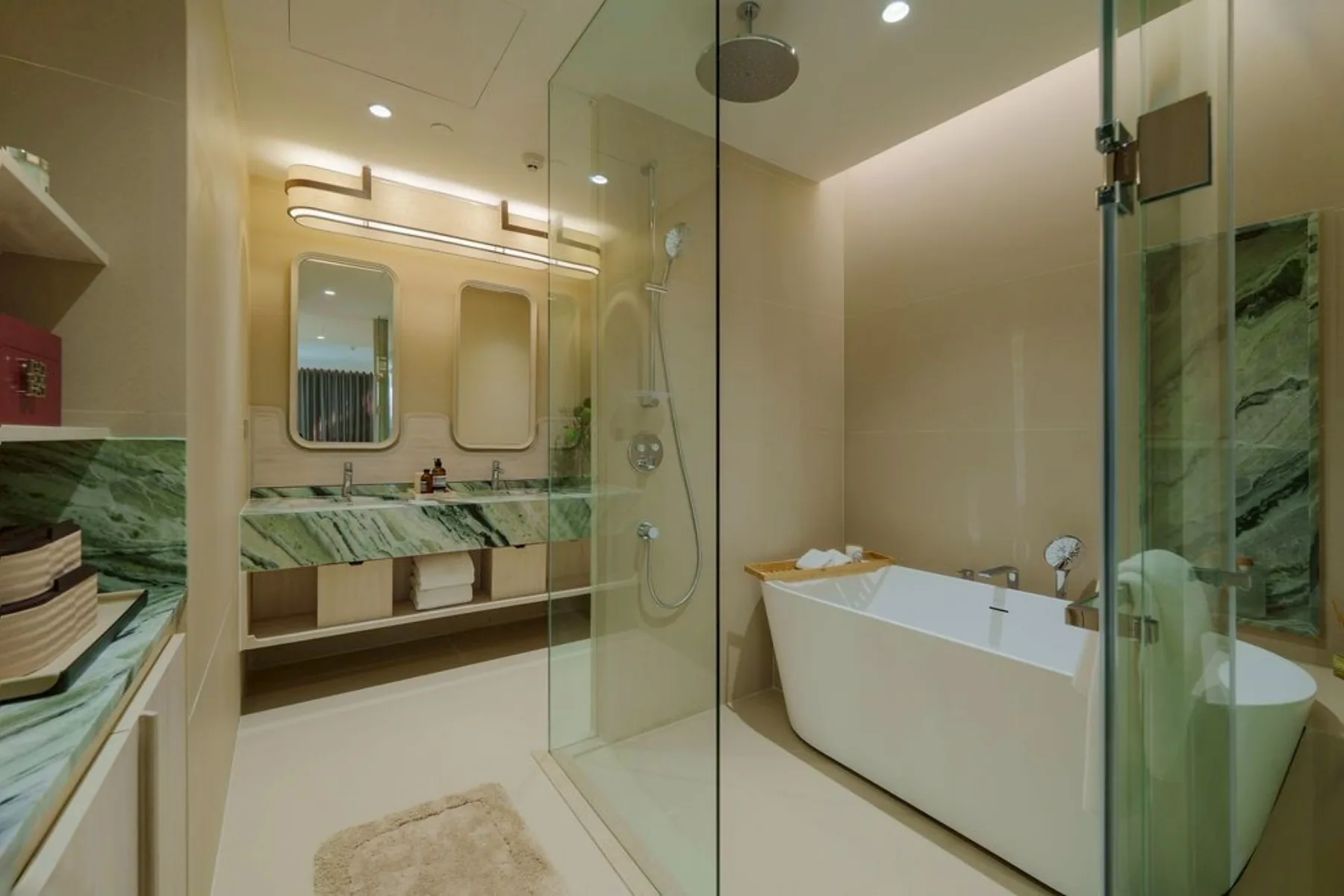 2-bedroom show suite, 100 m² — photographed on site · 11/13